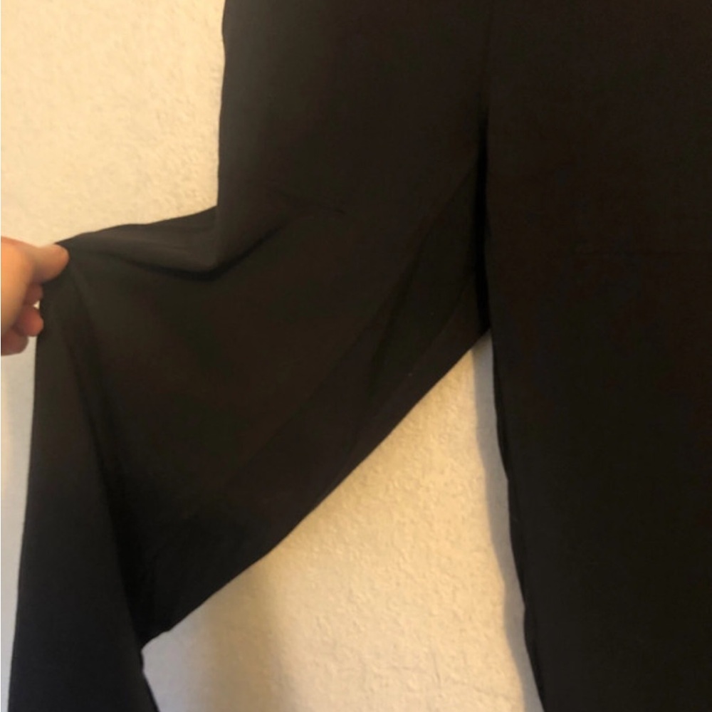 Like New Athleta Venice Jogger in Black - Picture 5 of 8